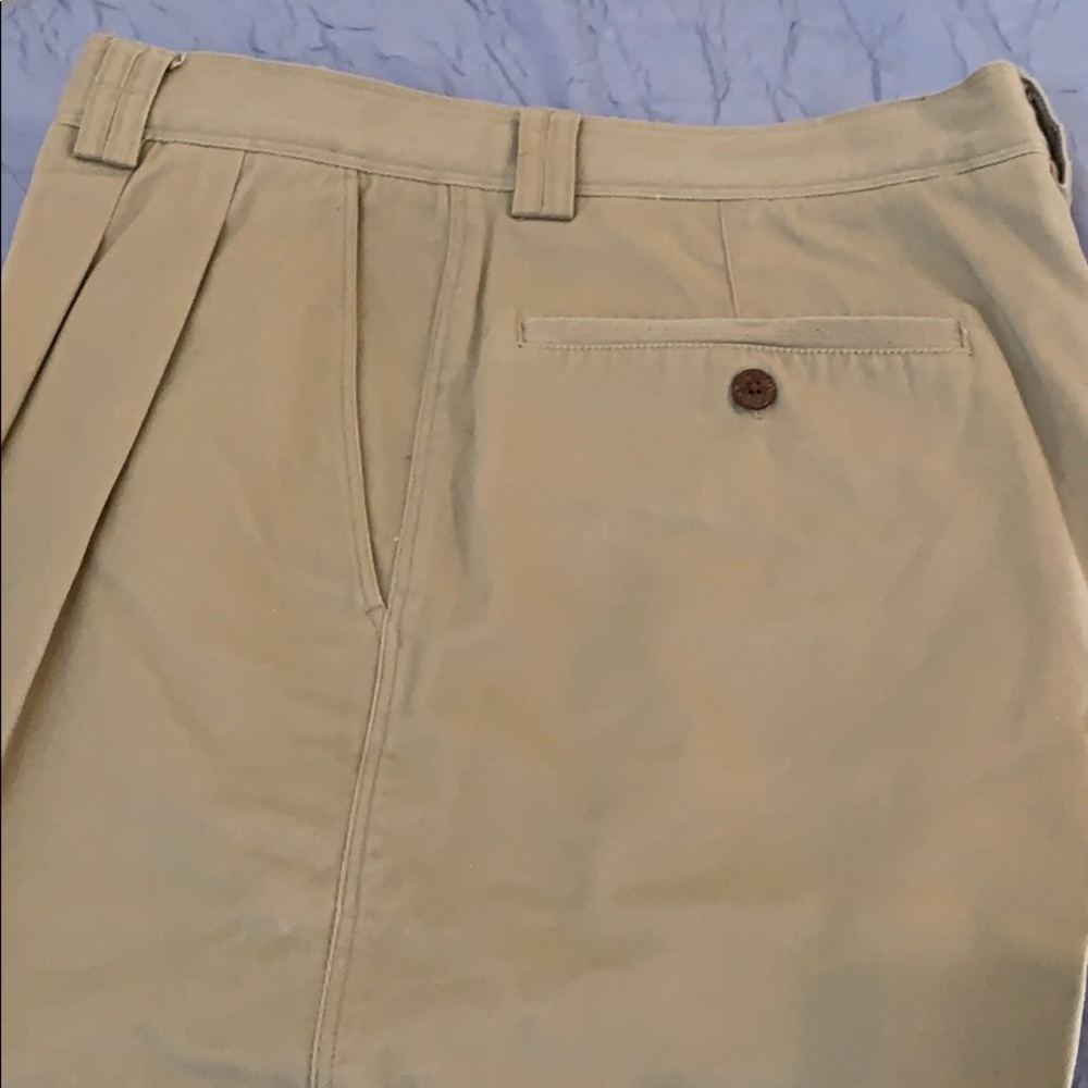 Men’s Tommy Bahama khakis